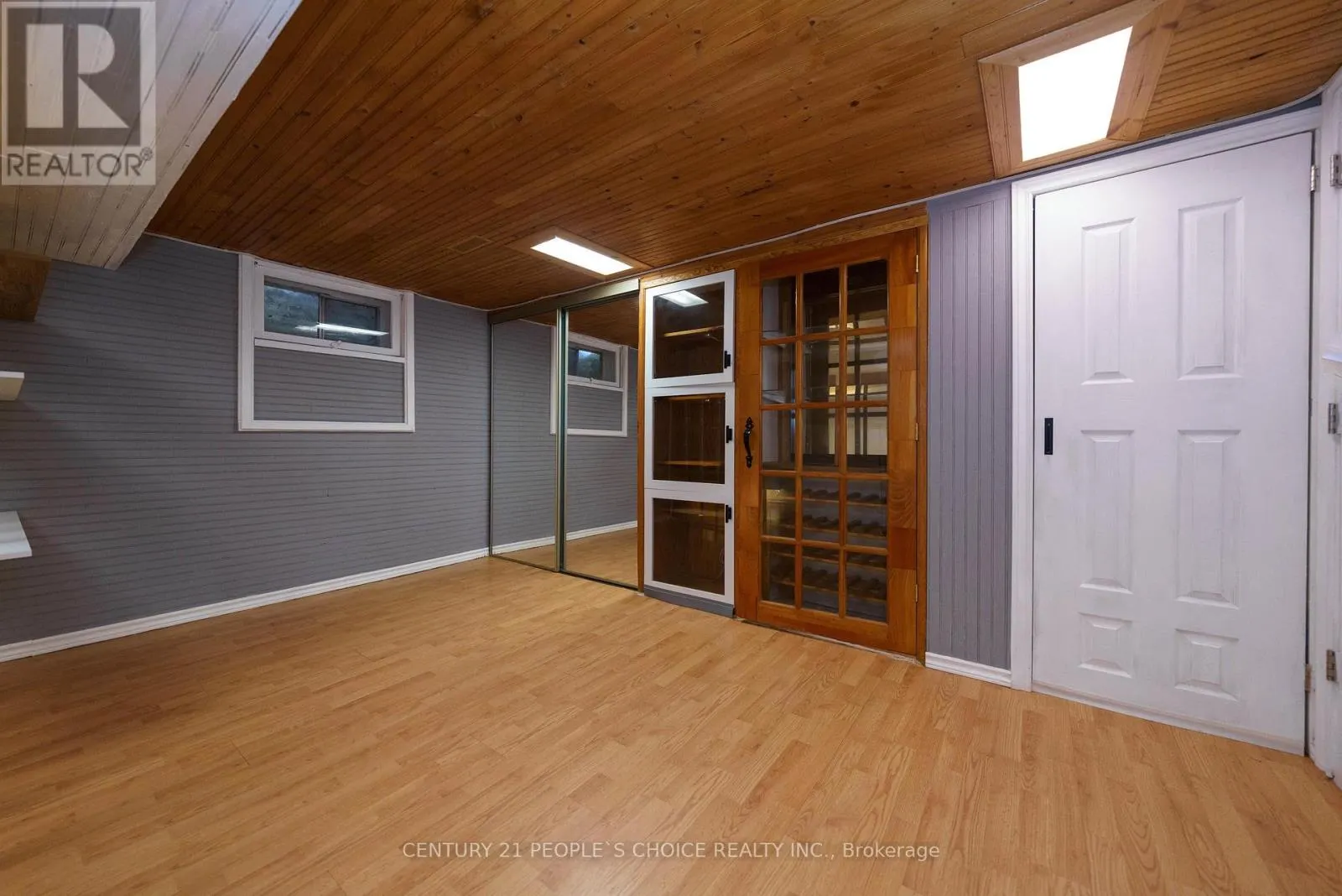 172 HOLLYBERRY TRAIL