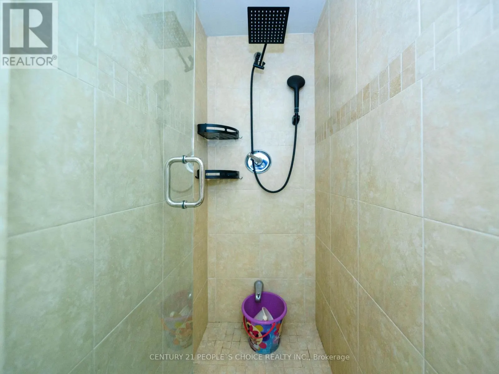 172 HOLLYBERRY TRAIL