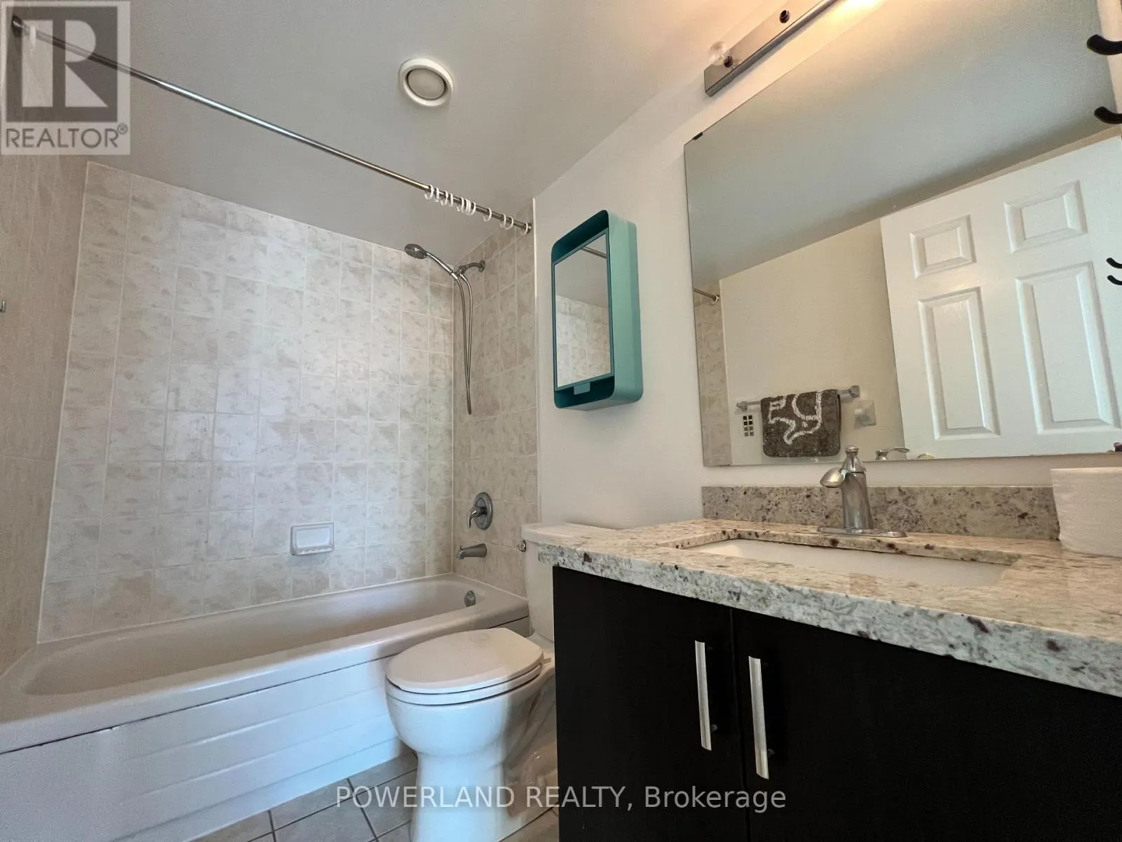 1007 - 18 PARKVIEW AVENUE