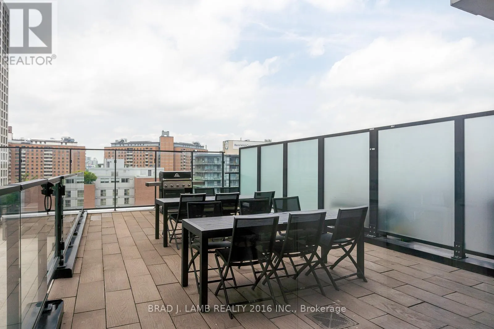 607 - 55 ONTARIO STREET