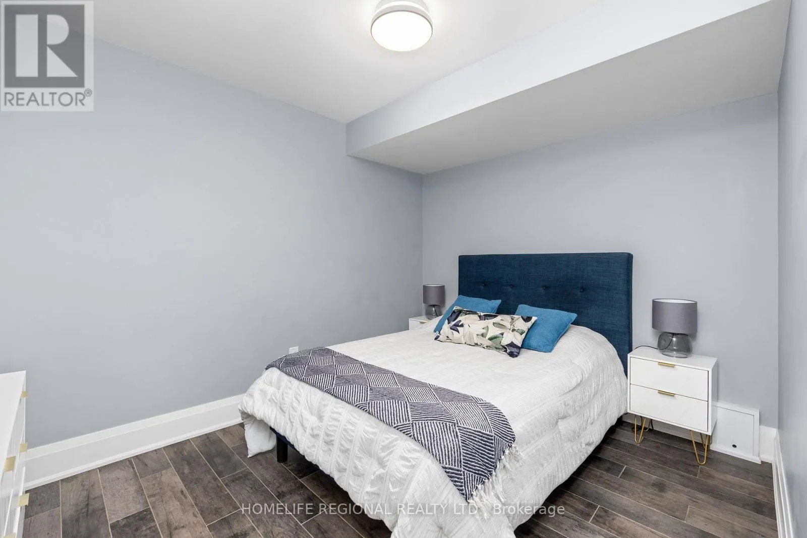 313 ROBINA AVENUE