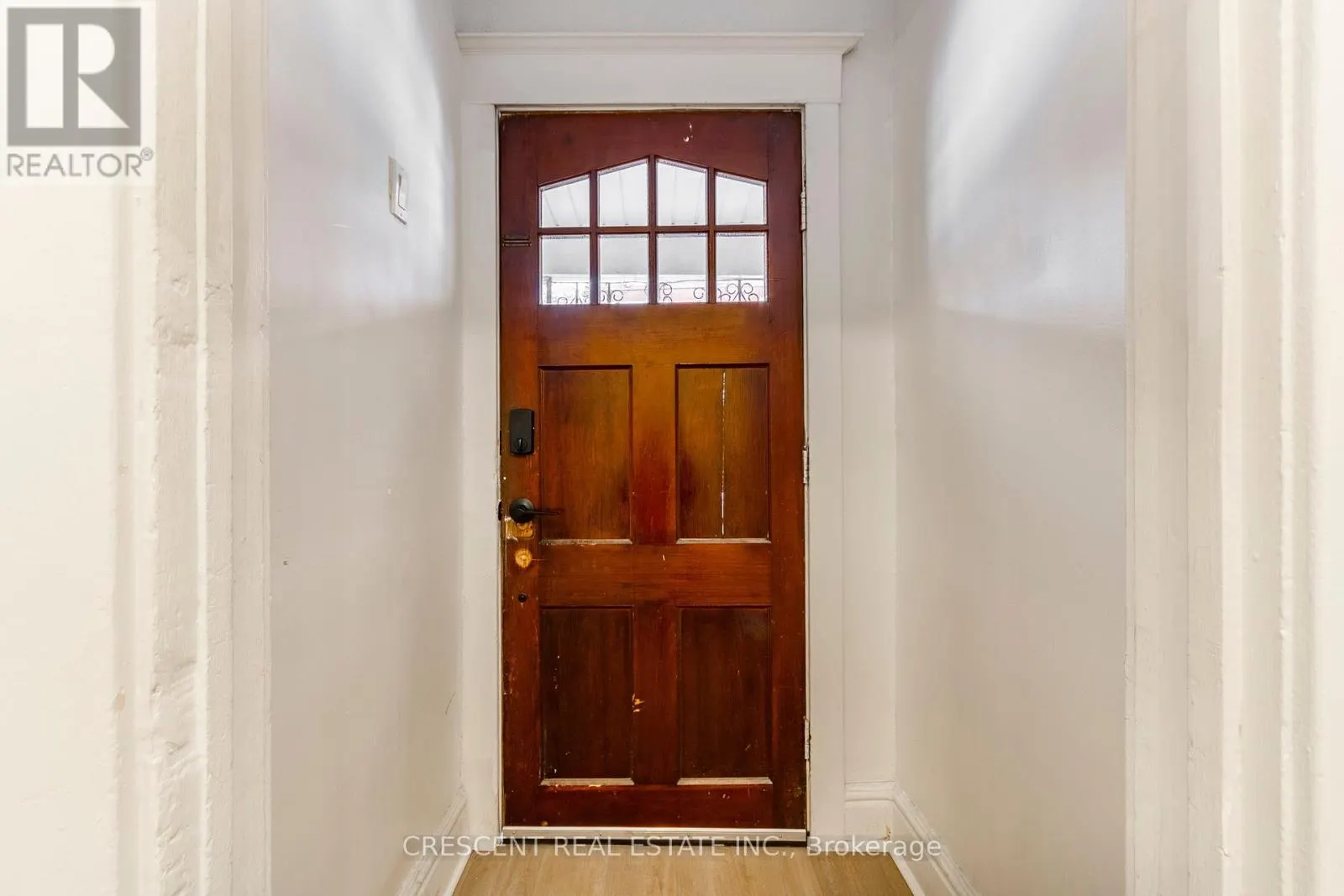 LOWER - 1057 DAVENPORT ROAD