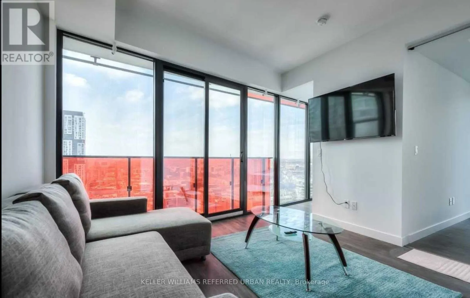 2305 - 215 QUEEN STREET W