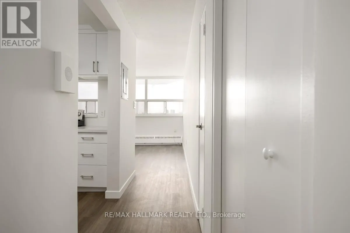 1105 - 5949 YONGE STREET