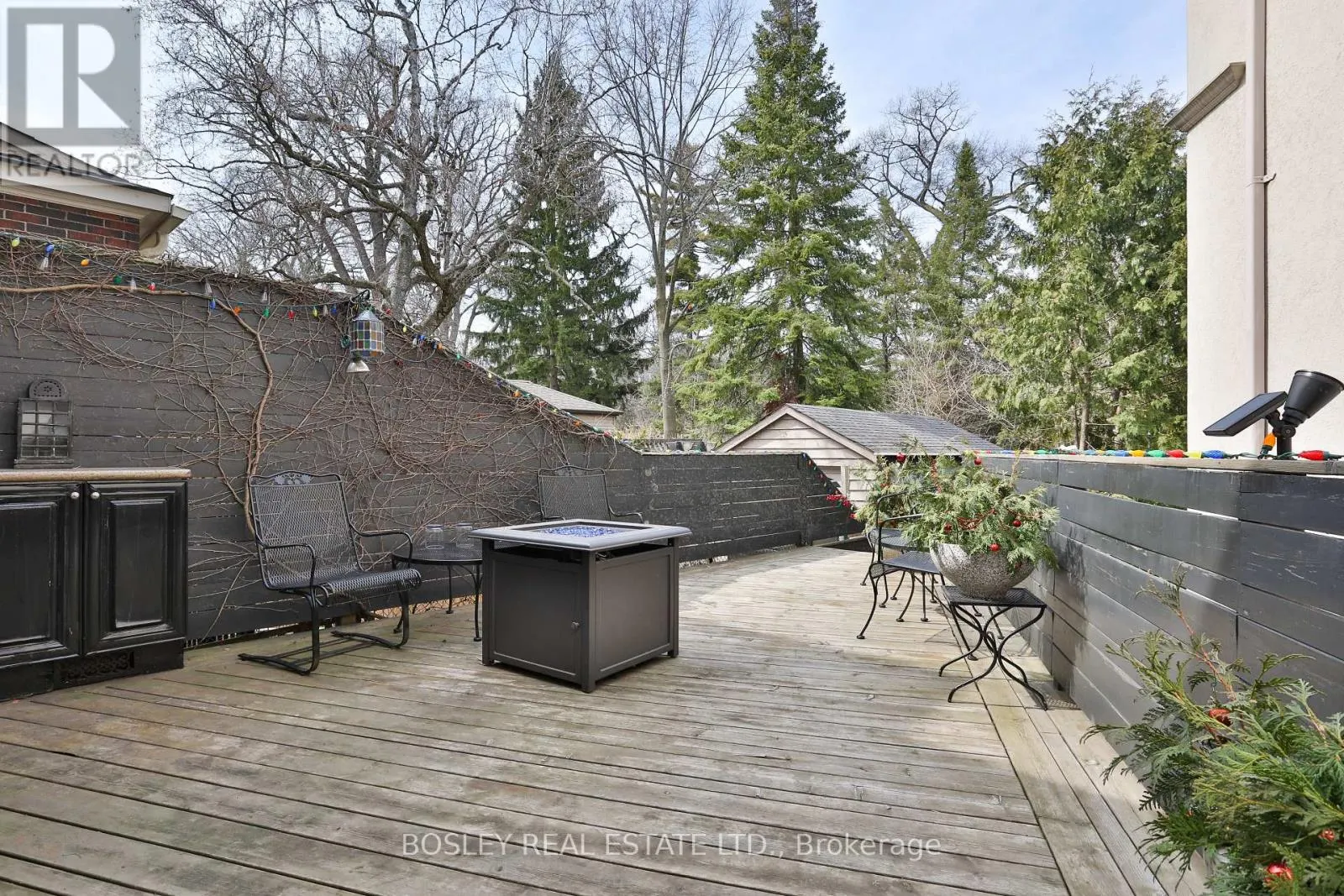 198A MOORE AVENUE