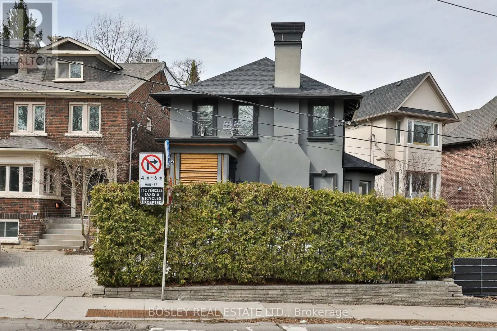 198A MOORE AVENUE