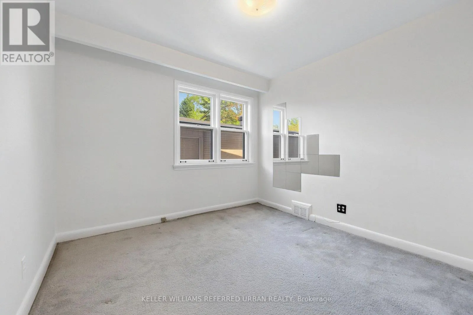 27 BLITHFIELD AVENUE