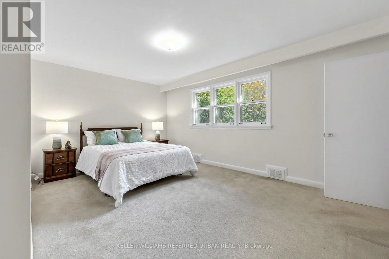 27 BLITHFIELD AVENUE