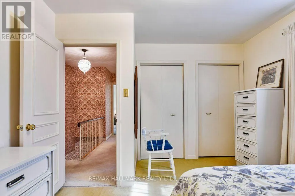 11 FELDBAR COURT
