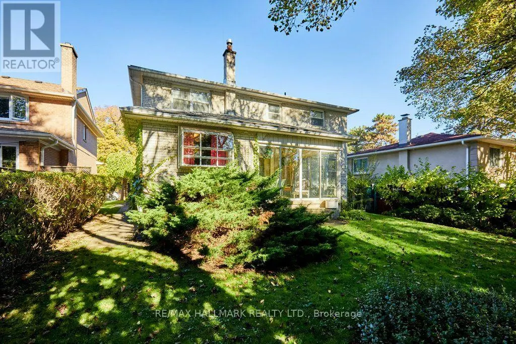 11 FELDBAR COURT
