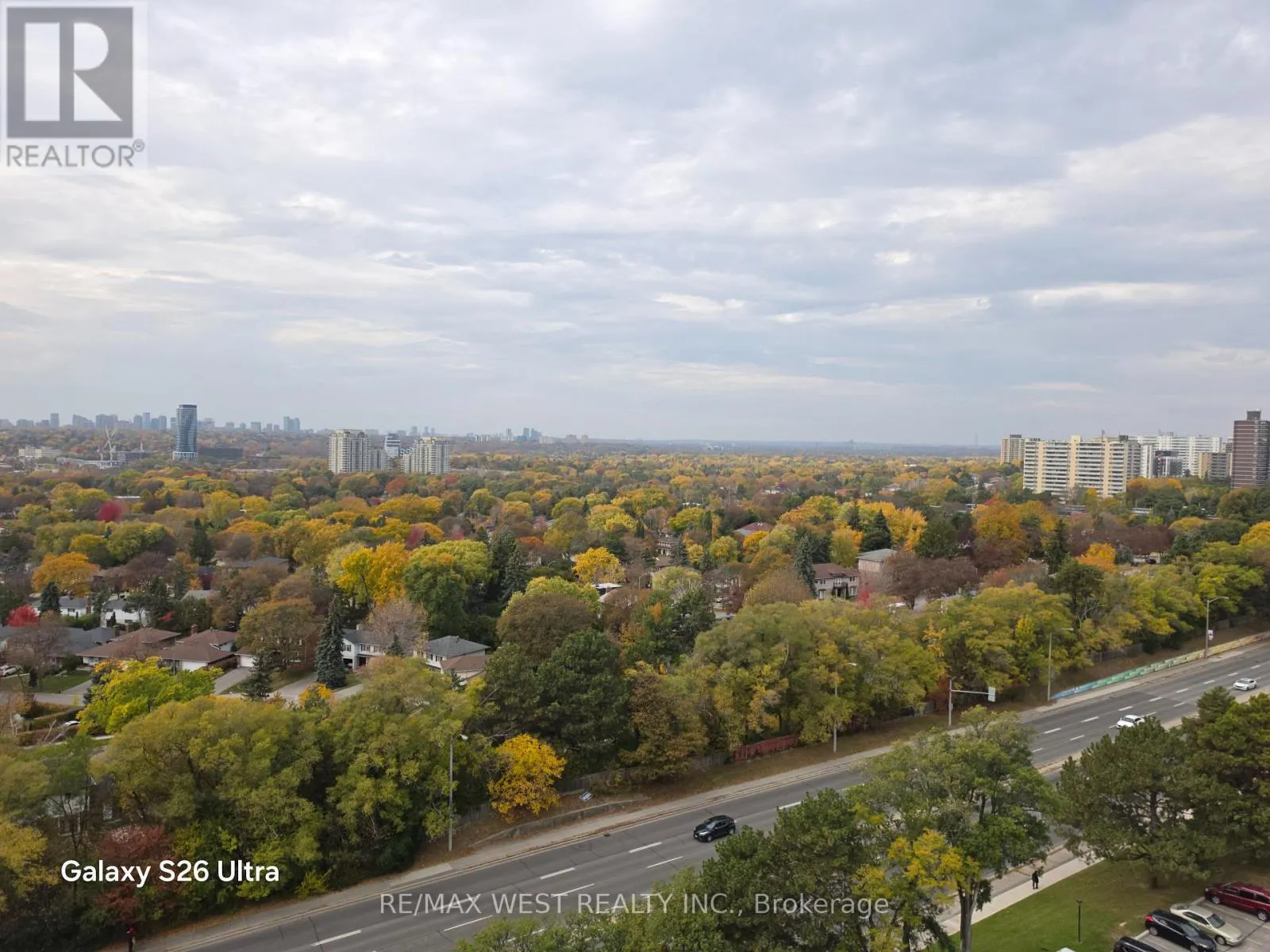 1202 - 10 PARKWAY FOREST DRIVE