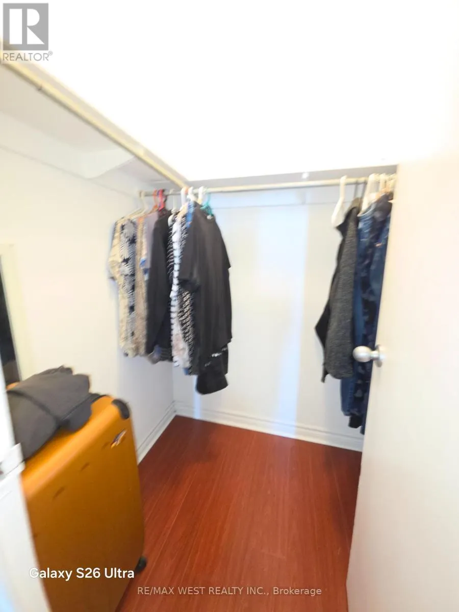 1202 - 10 PARKWAY FOREST DRIVE