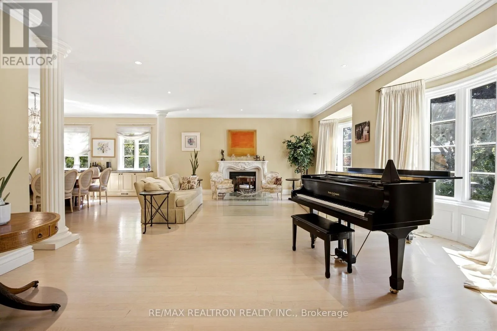 50 VIEWMOUNT AVENUE