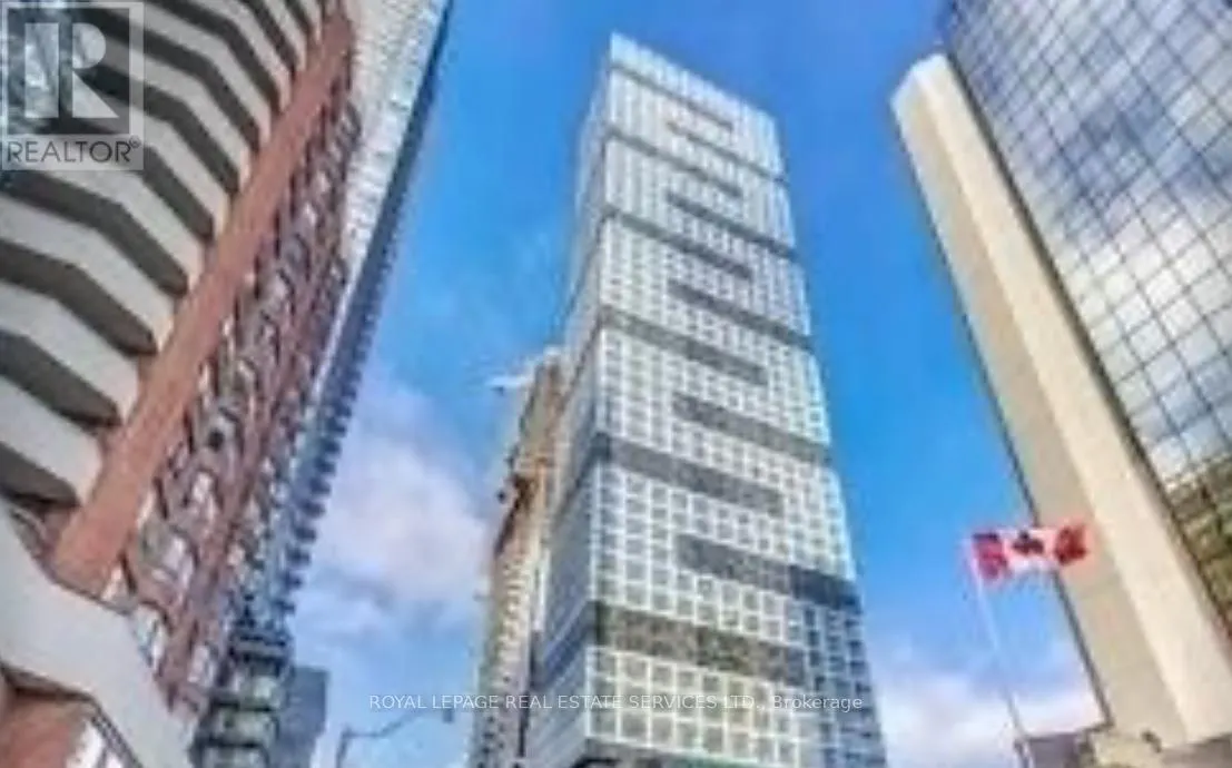 3010 - 181 DUNDAS STREET E