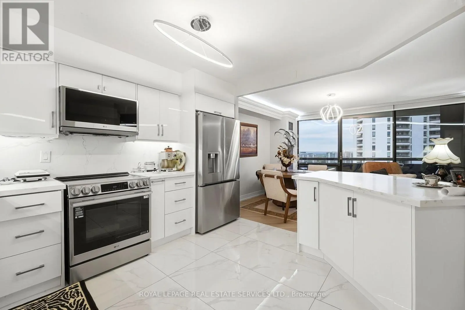 1502 - 75 GRAYDON HALL DRIVE