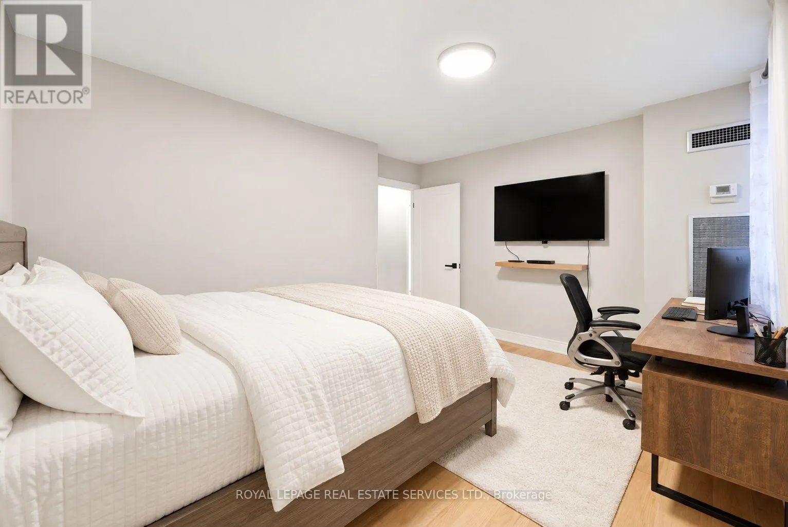 1502 - 75 GRAYDON HALL DRIVE