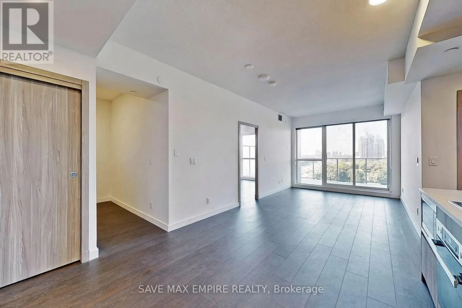 1606 - 25 MCMAHON DRIVE