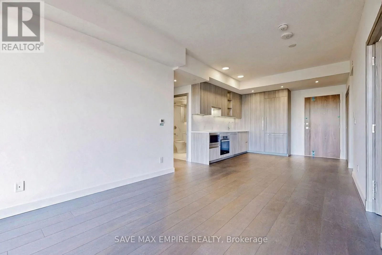 1606 - 25 MCMAHON DRIVE