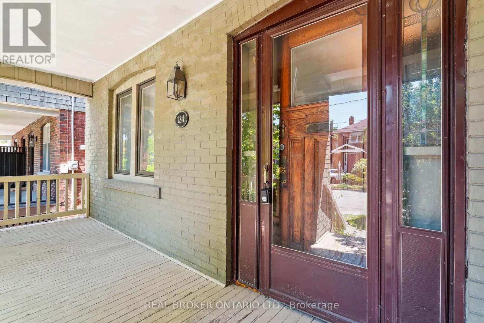 134 MOORE AVENUE