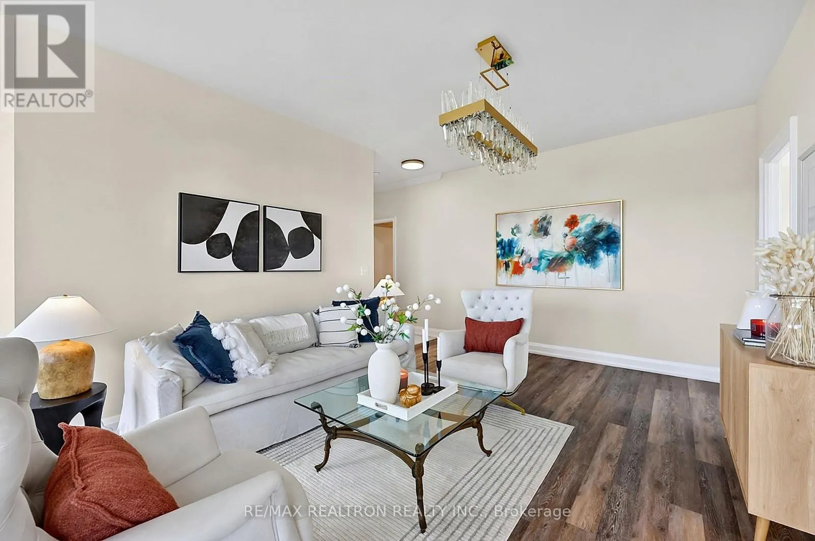 PH3802 - 8 PARK ROAD
