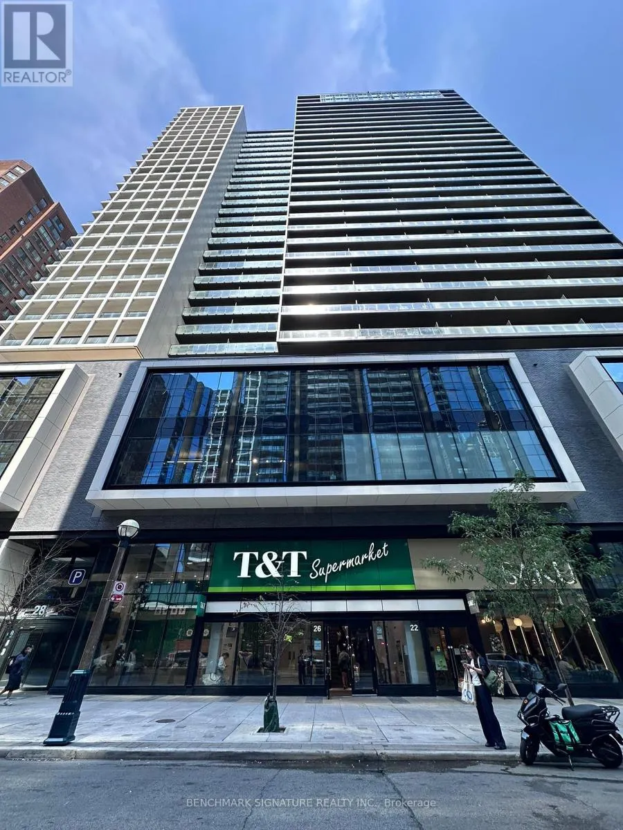 2710 - 20 EDWARD STREET