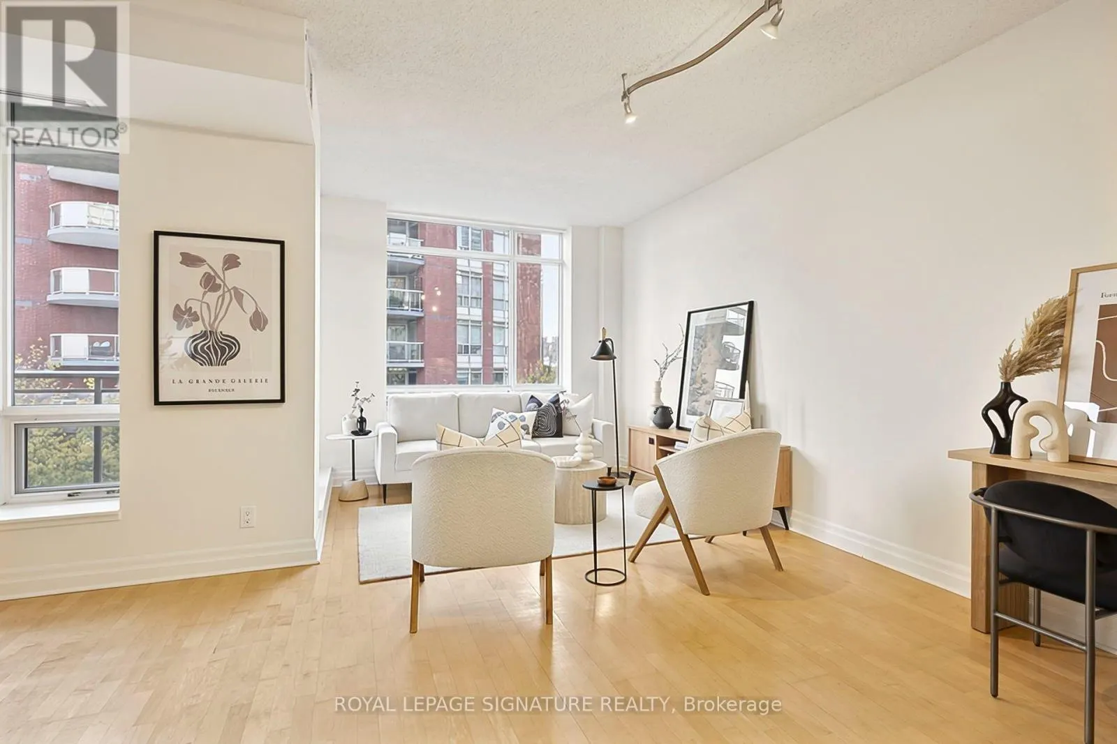 609W - 500 QUEENS QUAY W