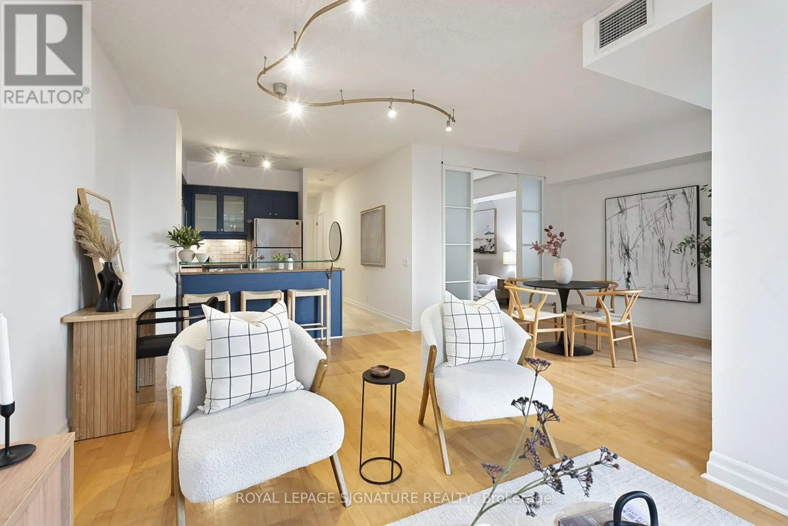 609W - 500 QUEENS QUAY W