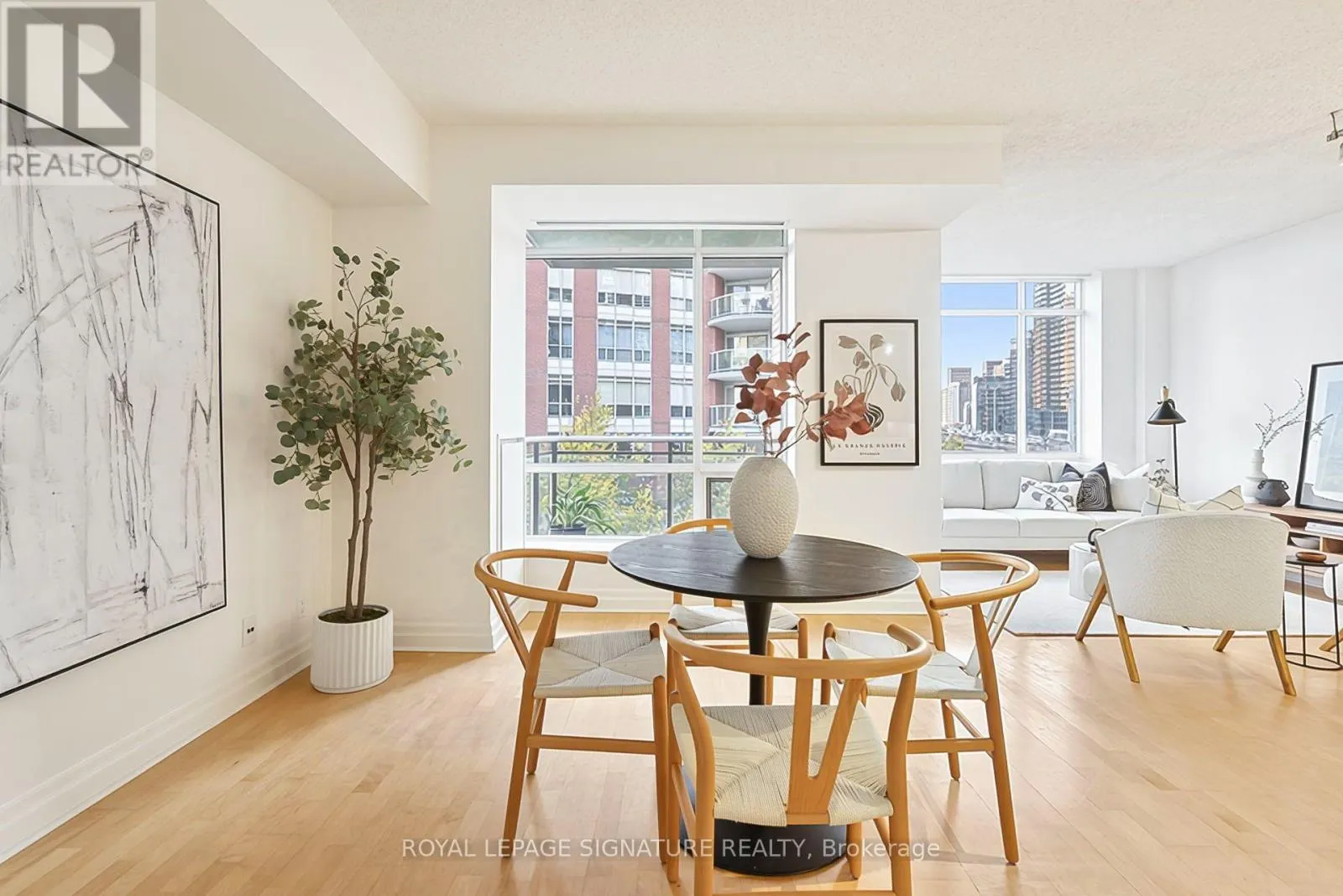 609W - 500 QUEENS QUAY W