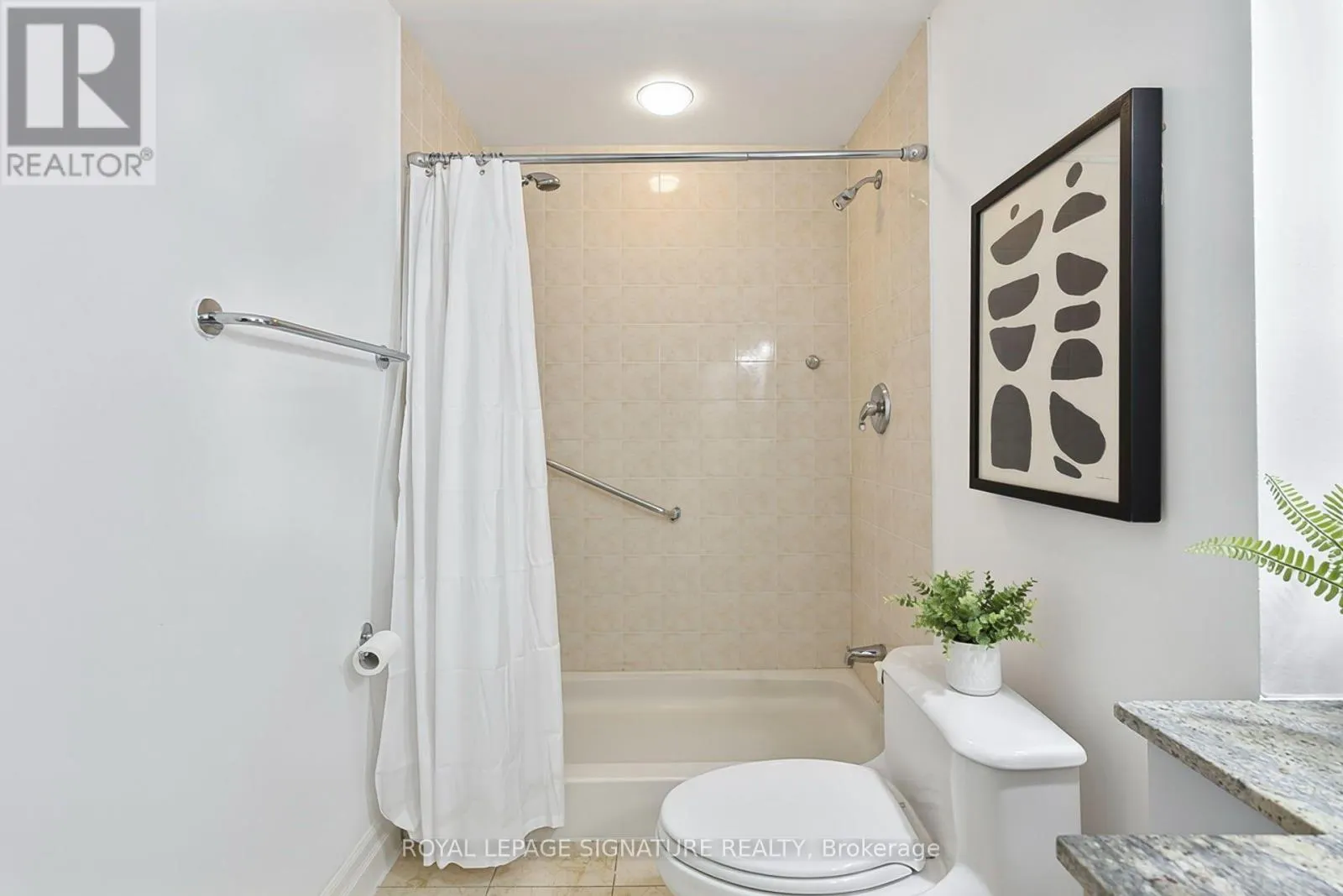 609W - 500 QUEENS QUAY W