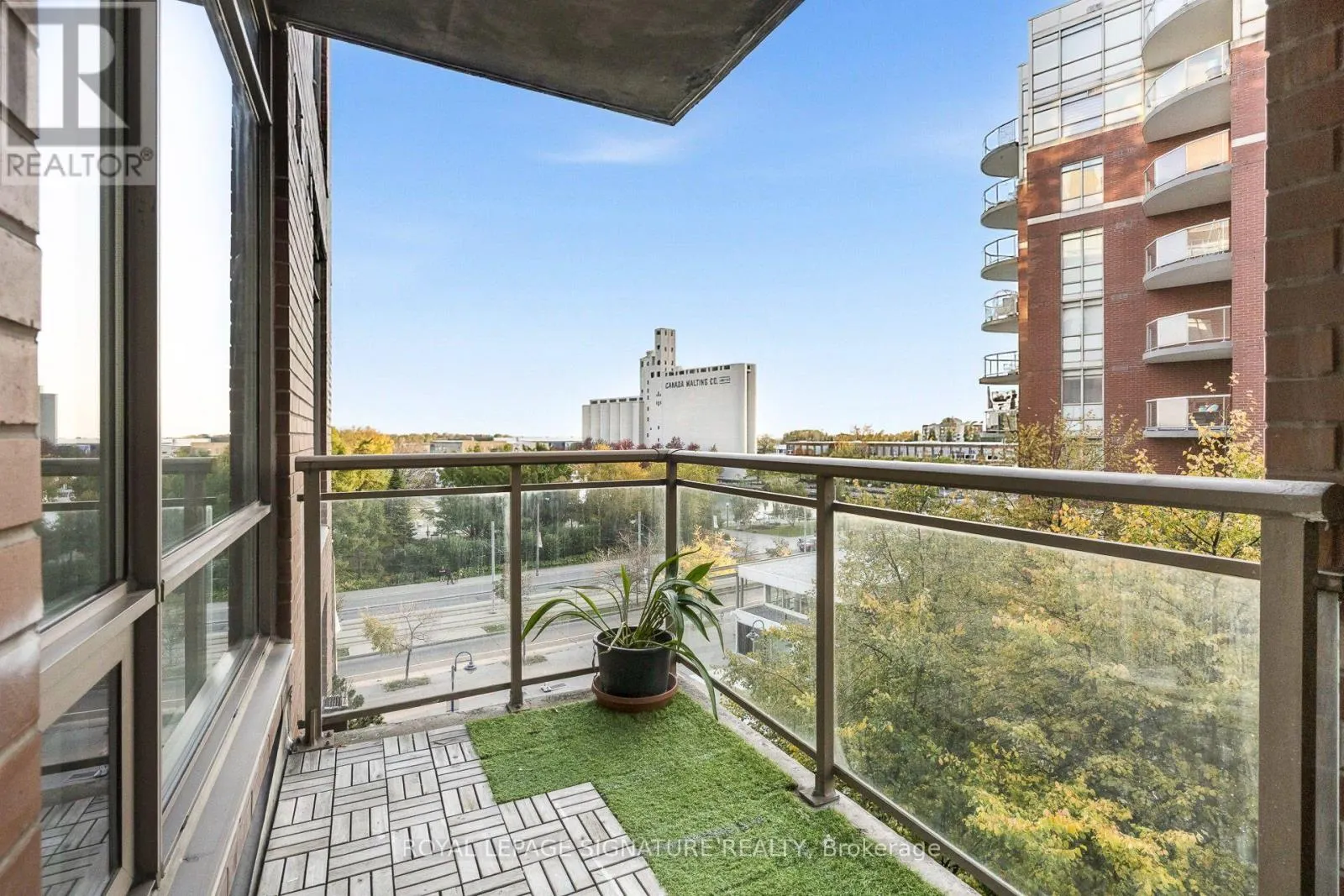 609W - 500 QUEENS QUAY W