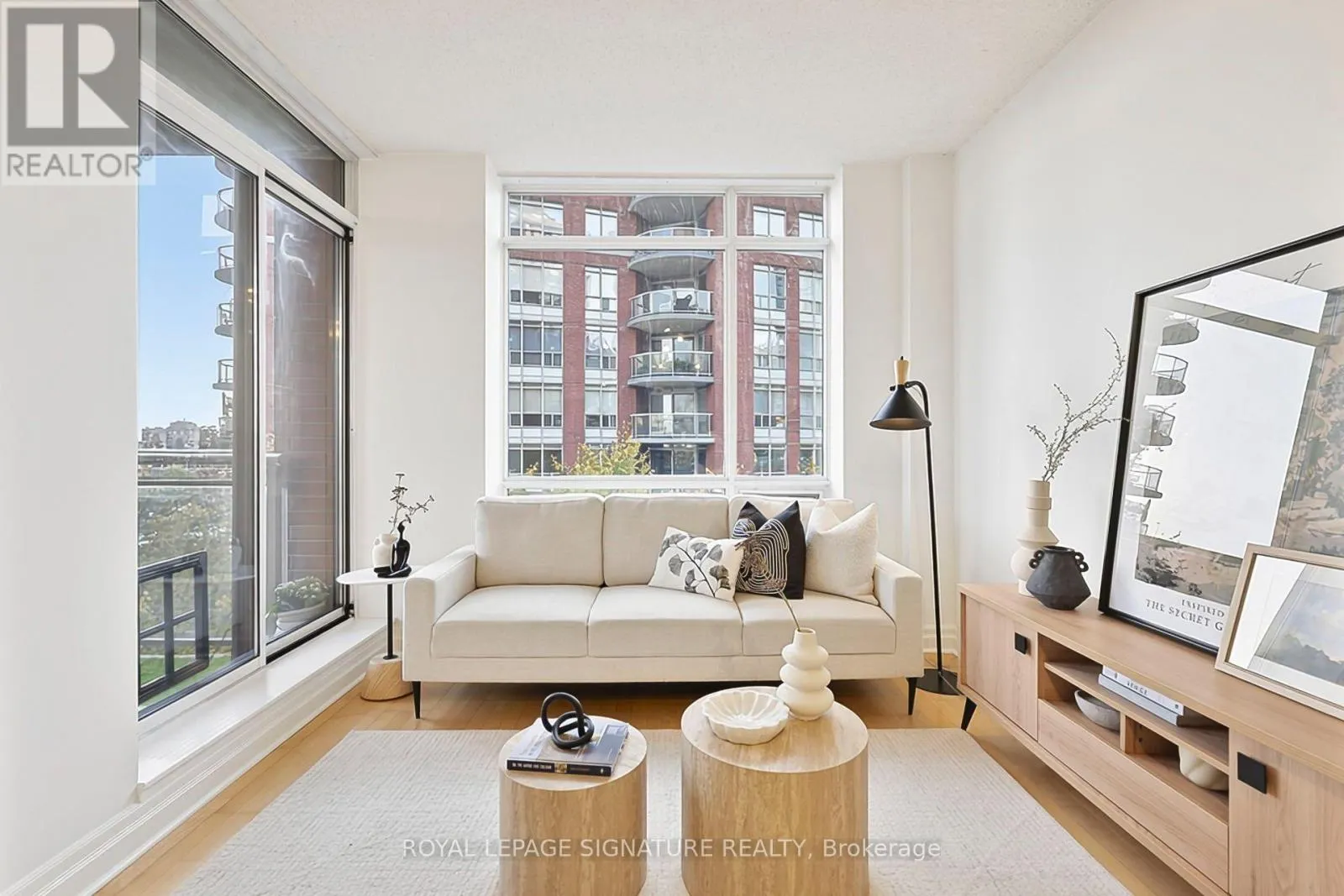 609W - 500 QUEENS QUAY W
