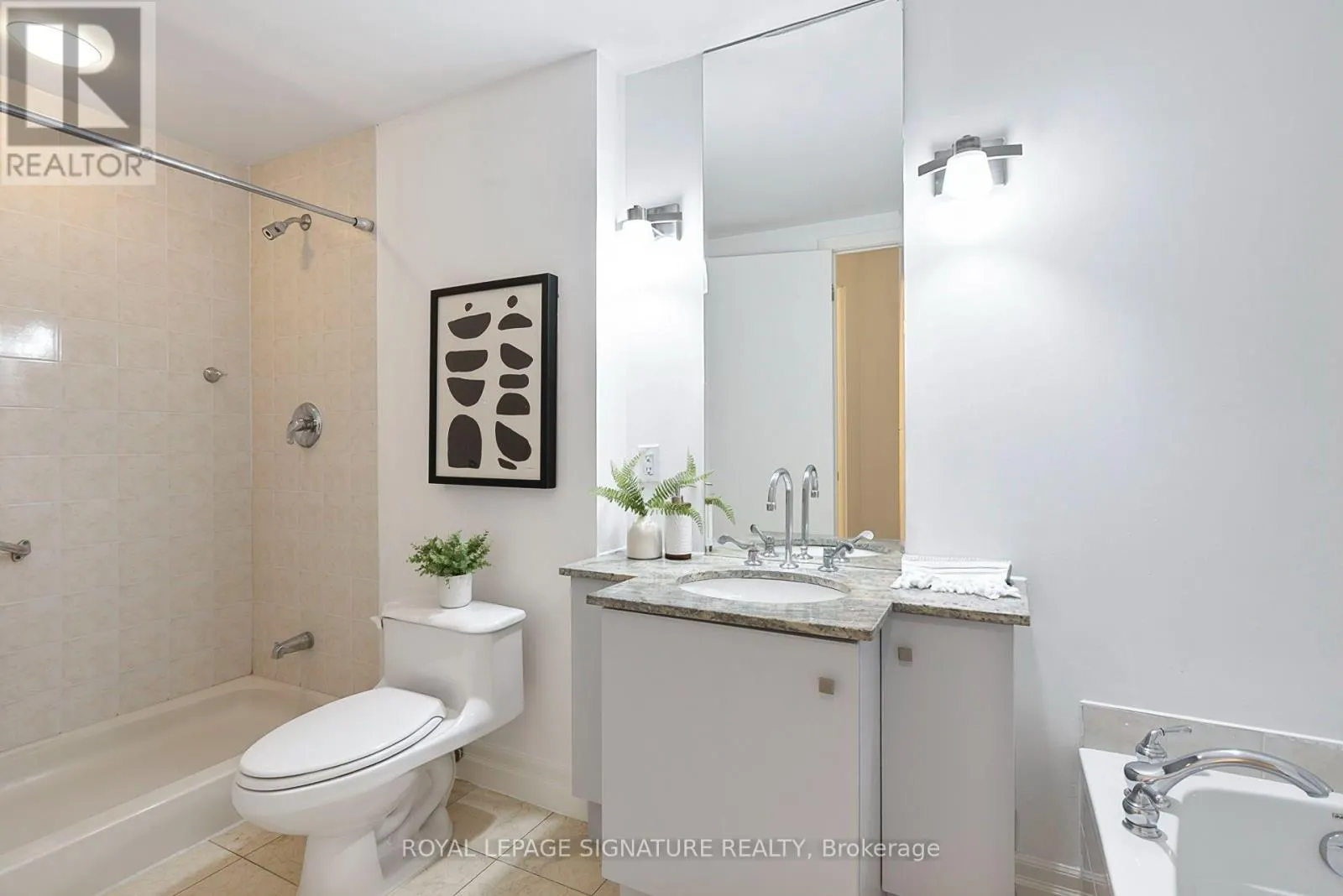 609W - 500 QUEENS QUAY W