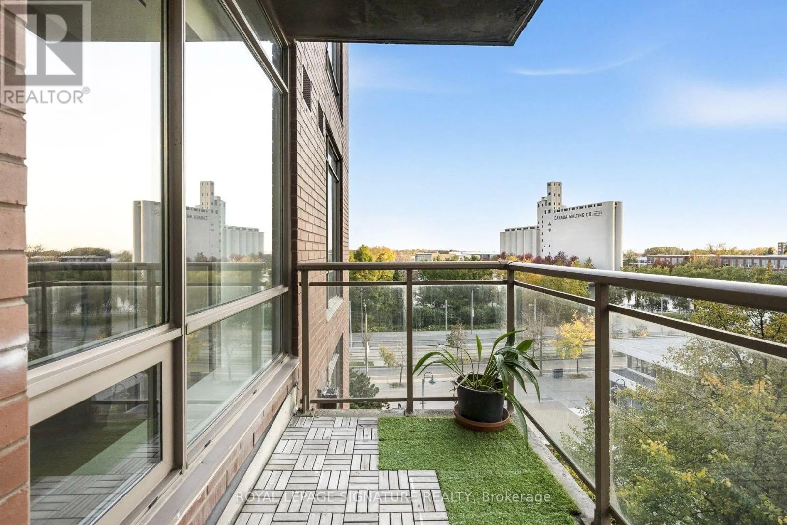 609W - 500 QUEENS QUAY W