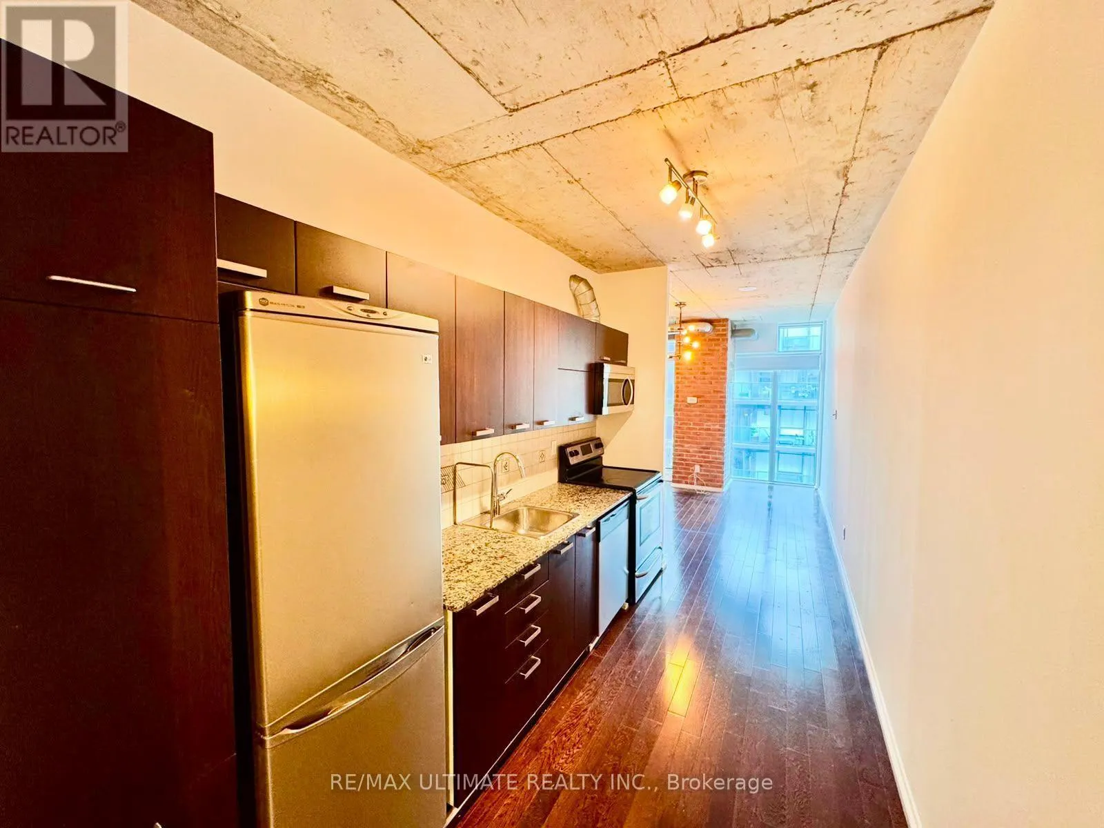 1708 - 150 SUDBURY STREET