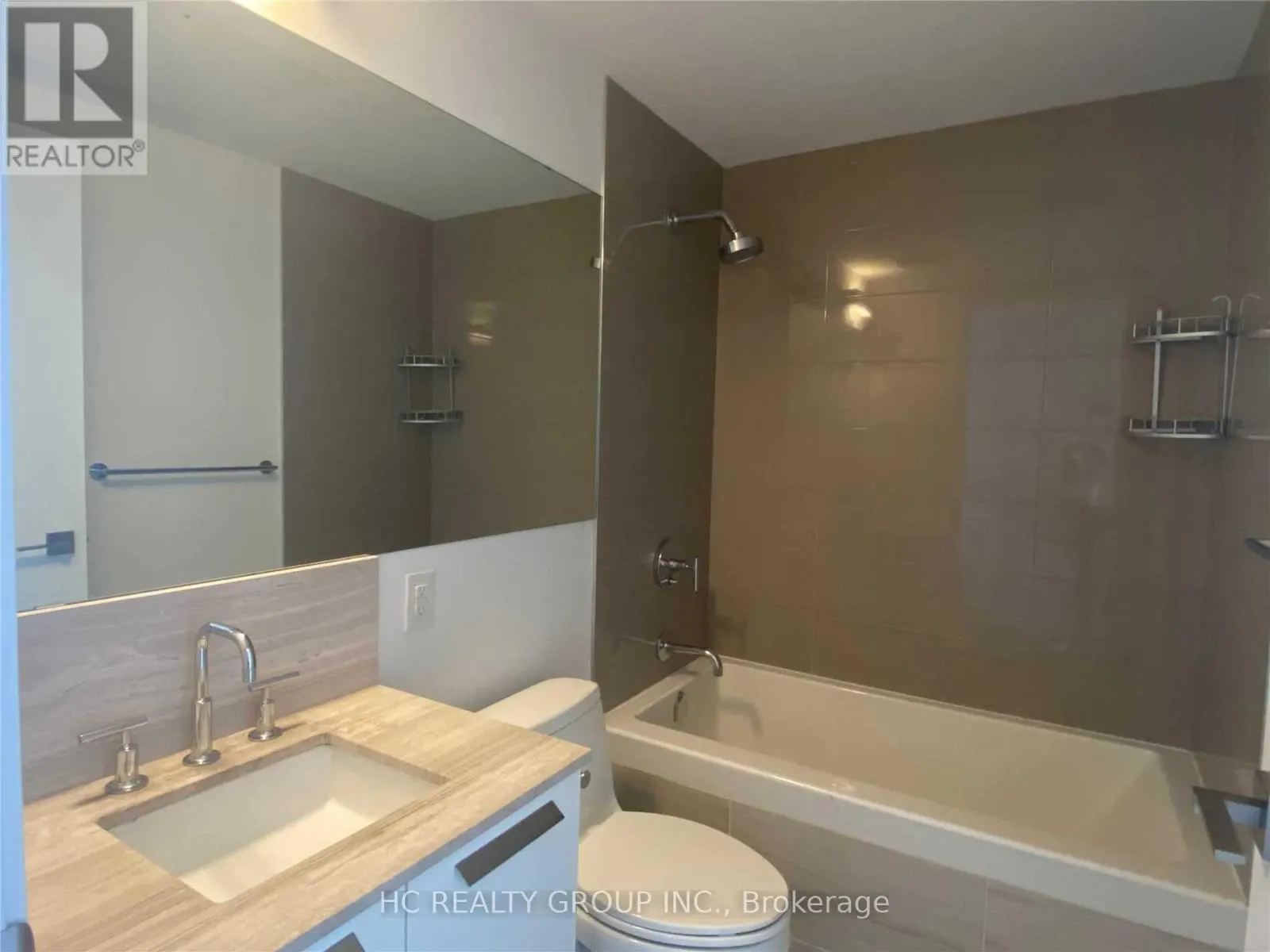 4613 - 50 CHARLES STREET E