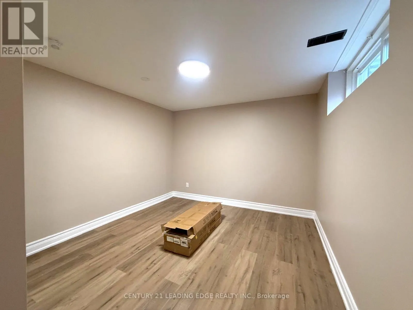 BASEMENT-B - 16 WYVERN ROAD