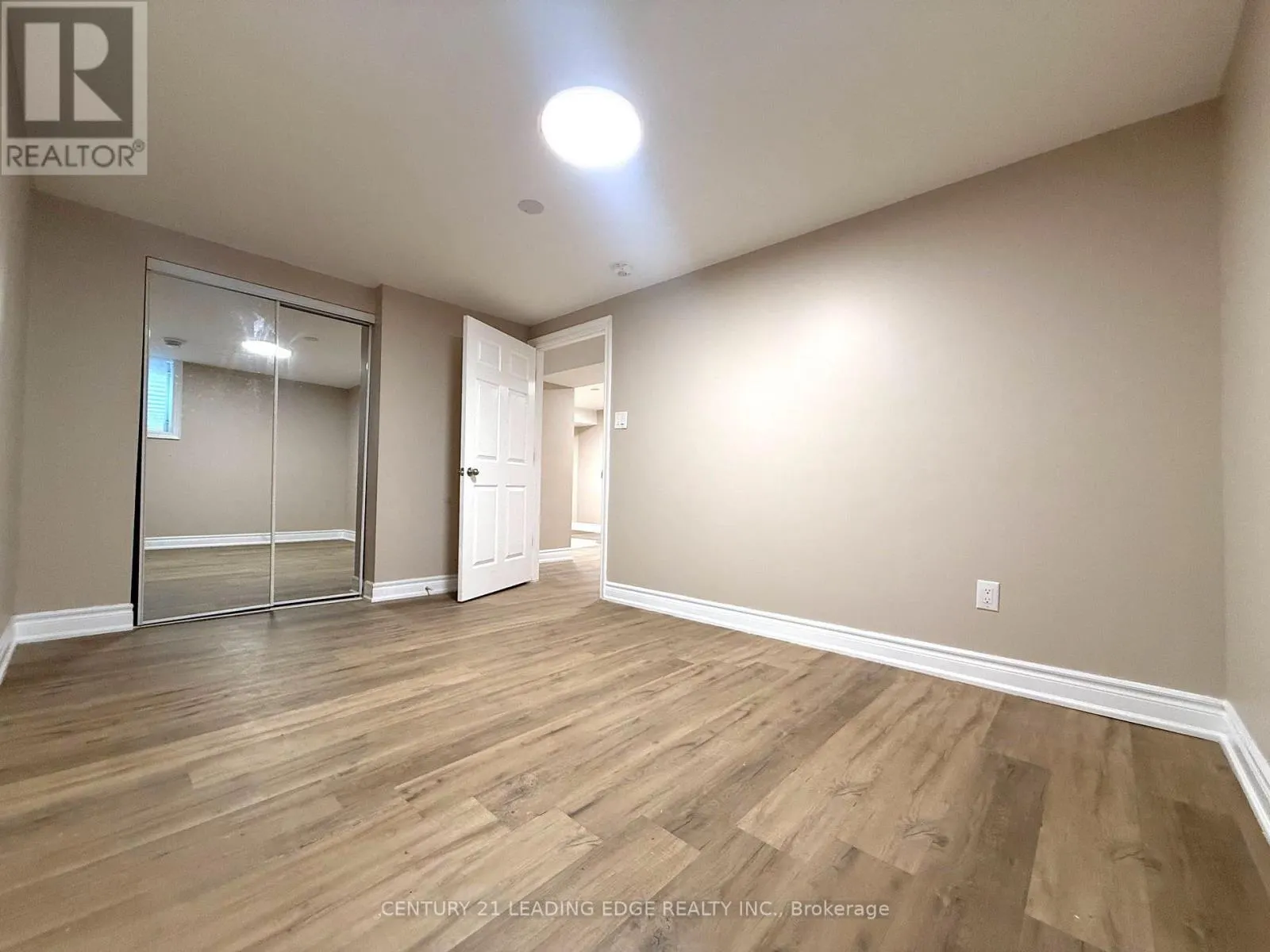 BASEMENT-B - 16 WYVERN ROAD