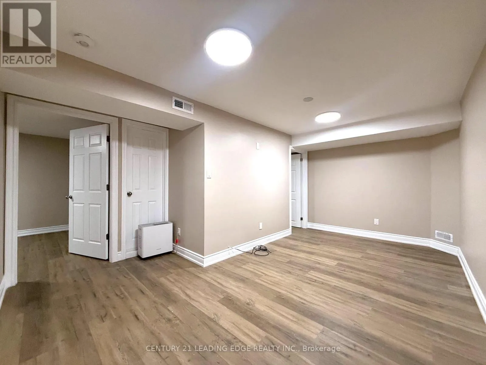 BASEMENT-B - 16 WYVERN ROAD