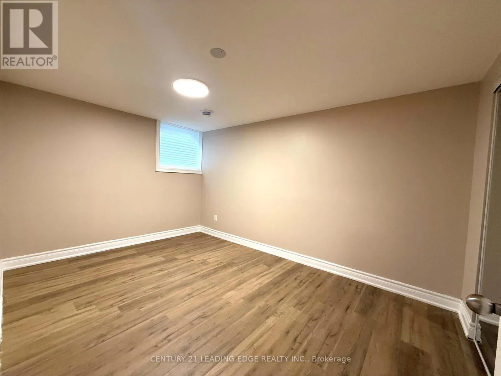 BASEMENT-B - 16 WYVERN ROAD