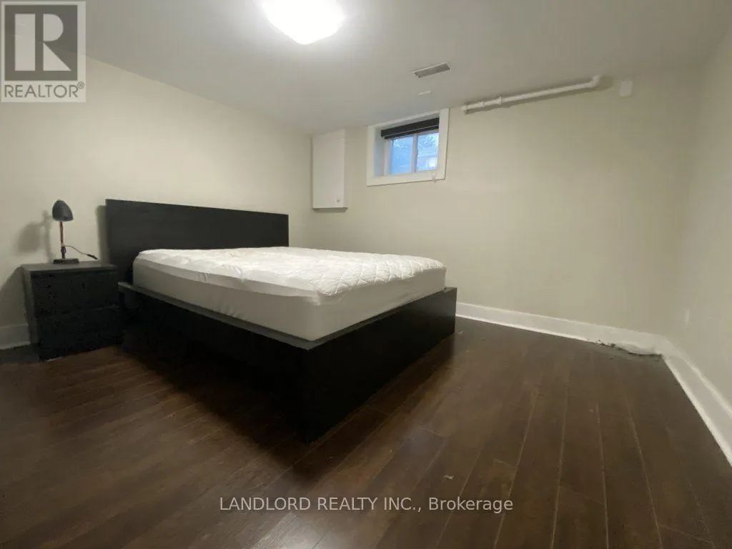 BSMT - 14 CLAREMONT STREET