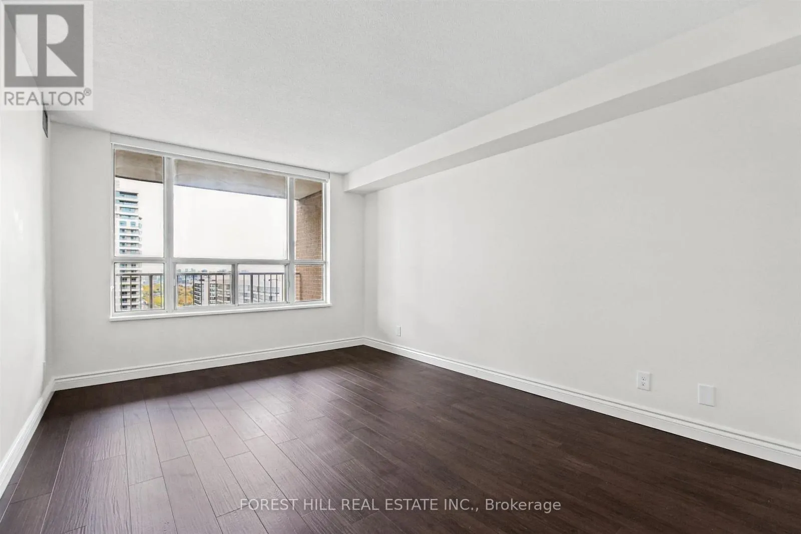 2604 - 100 UPPER MADISON AVENUE