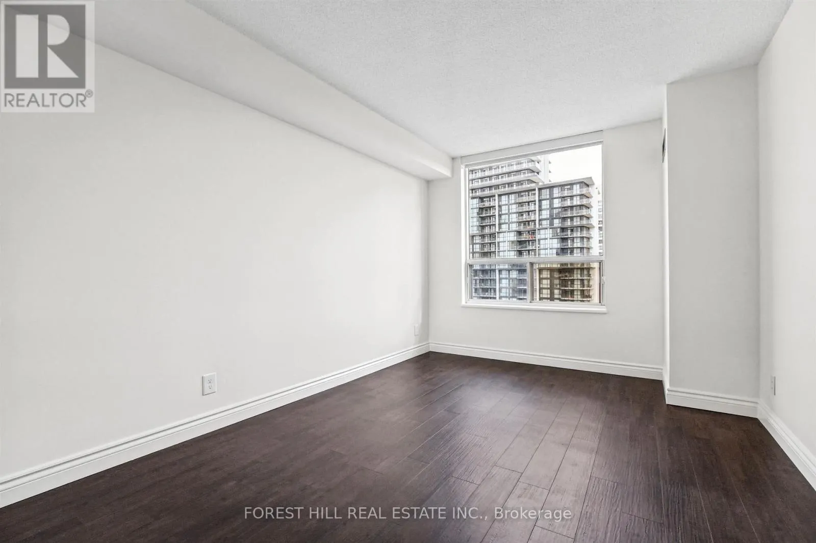 2604 - 100 UPPER MADISON AVENUE