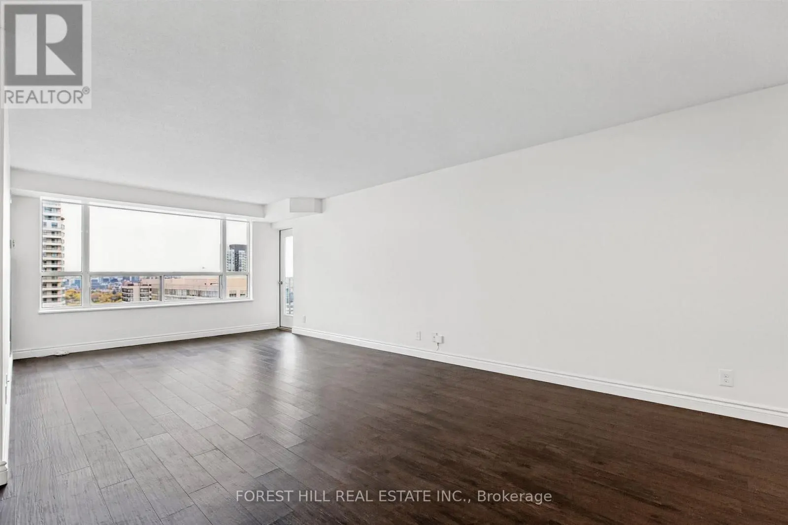 2604 - 100 UPPER MADISON AVENUE
