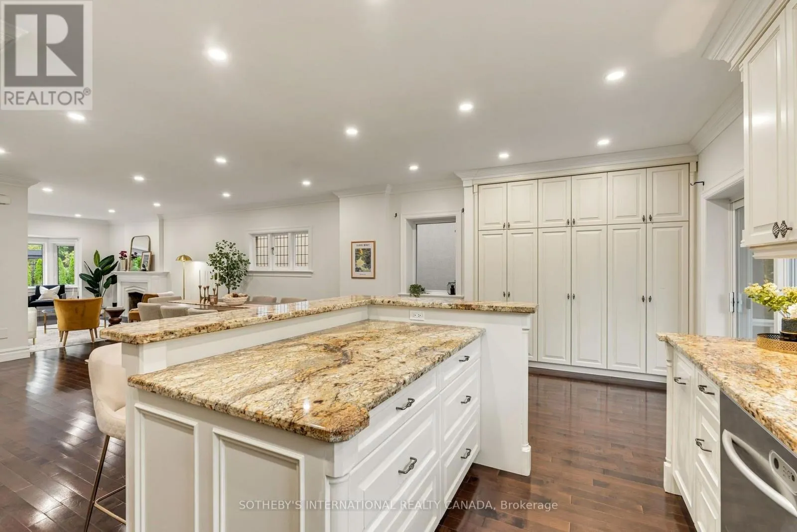 122 BRENTCLIFFE ROAD