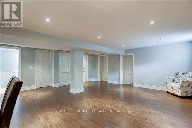 LOWER - 122 SEARLE AVENUE S