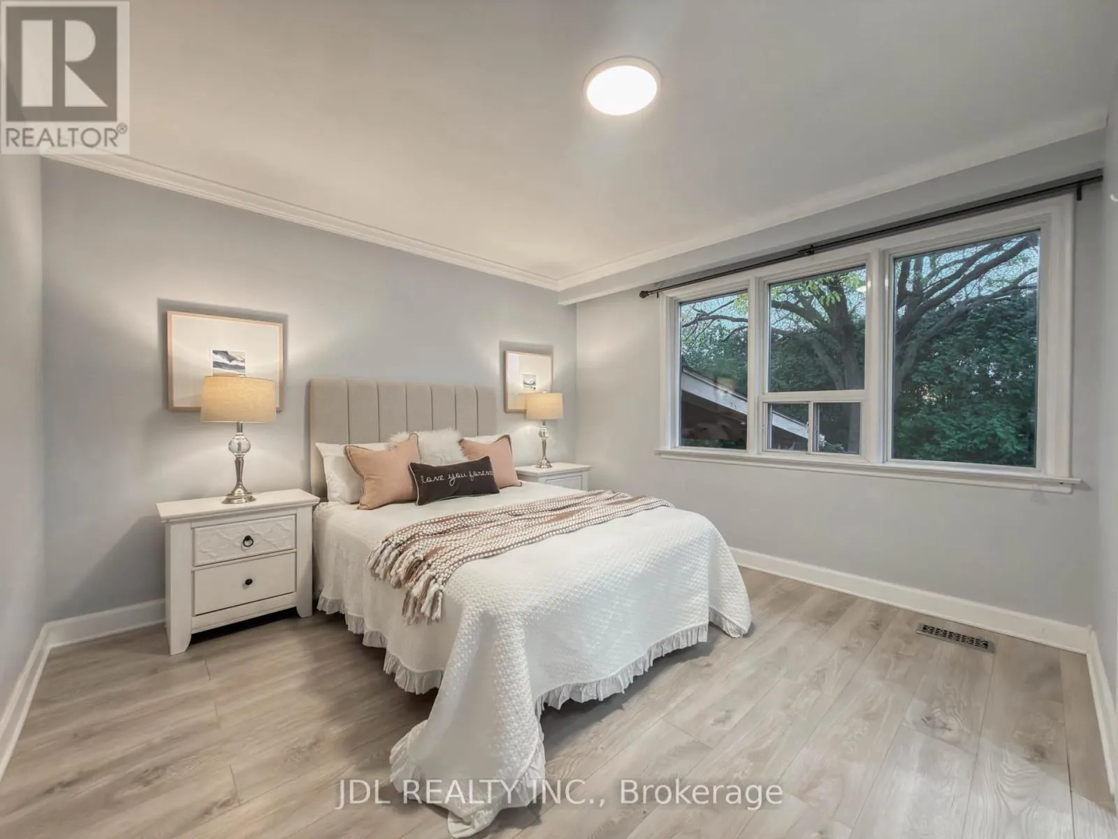 50 SILVERVIEW DRIVE