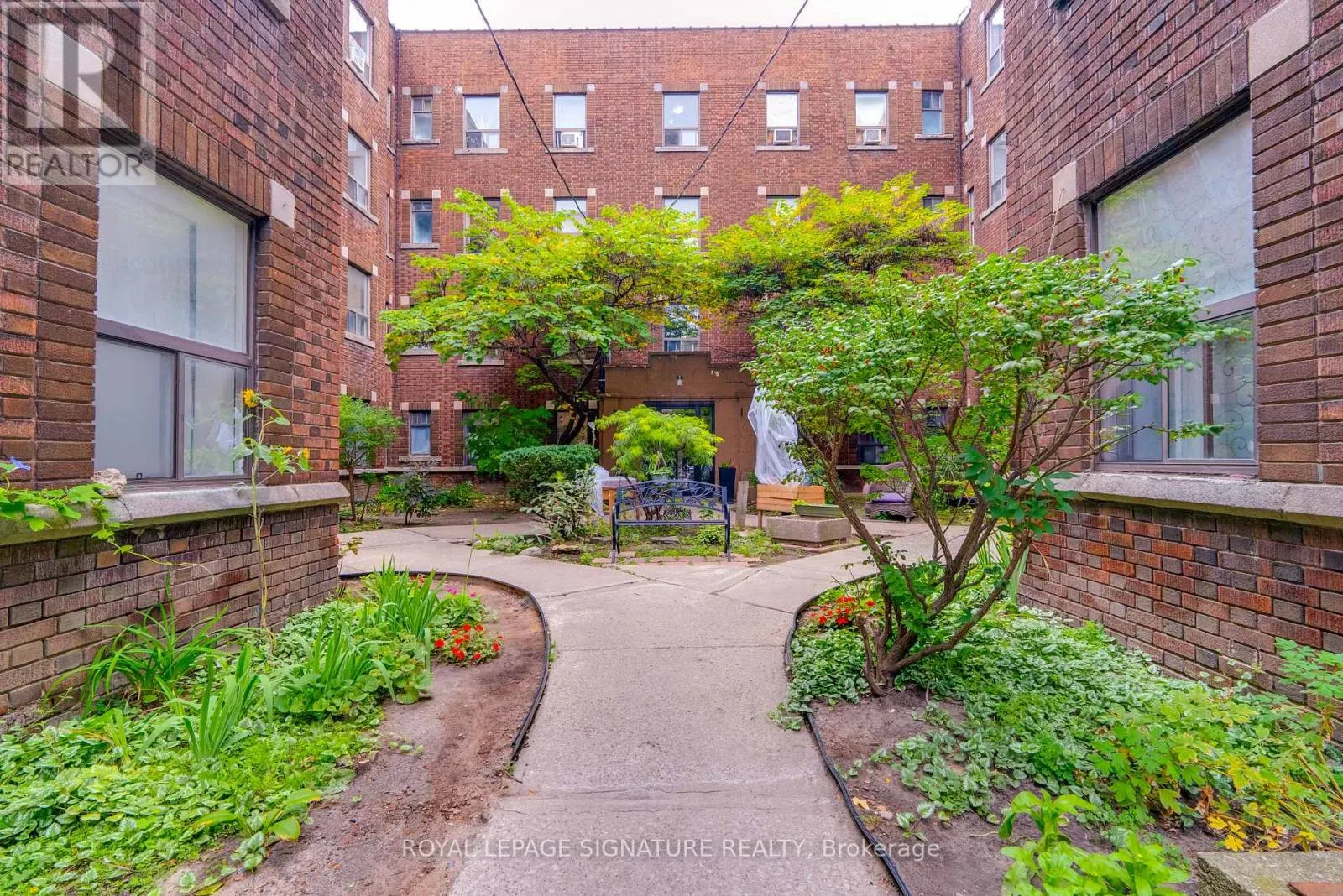 C1 - 231 VAUGHAN ROAD