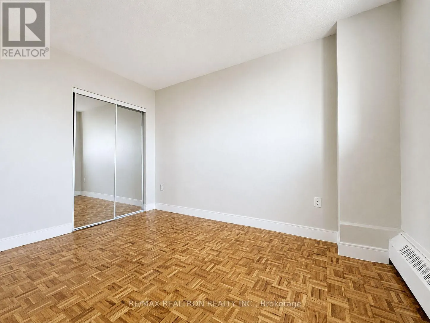 907 - 1500 BATHURST STREET