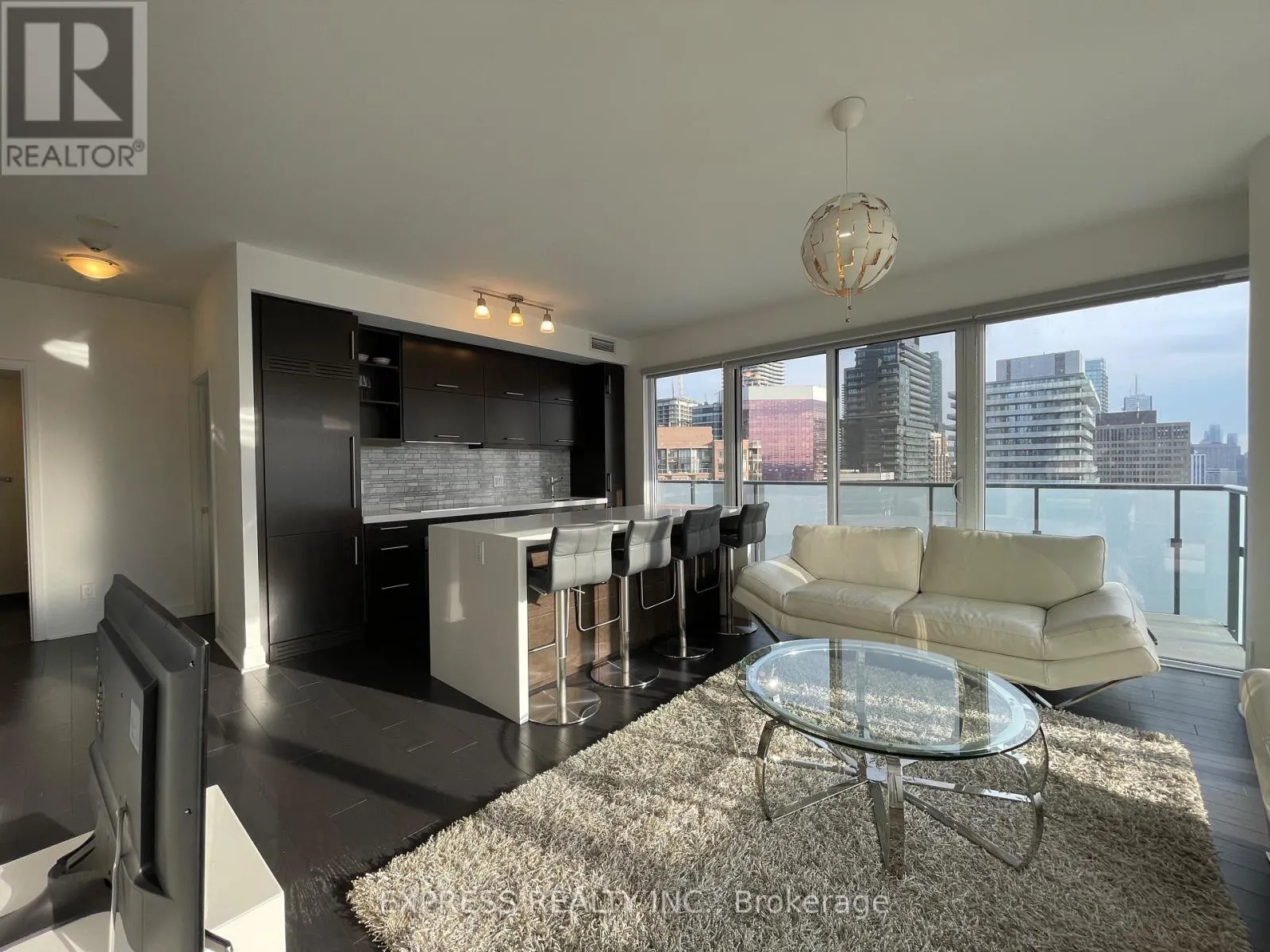 2504 - 1080 BAY STREET
