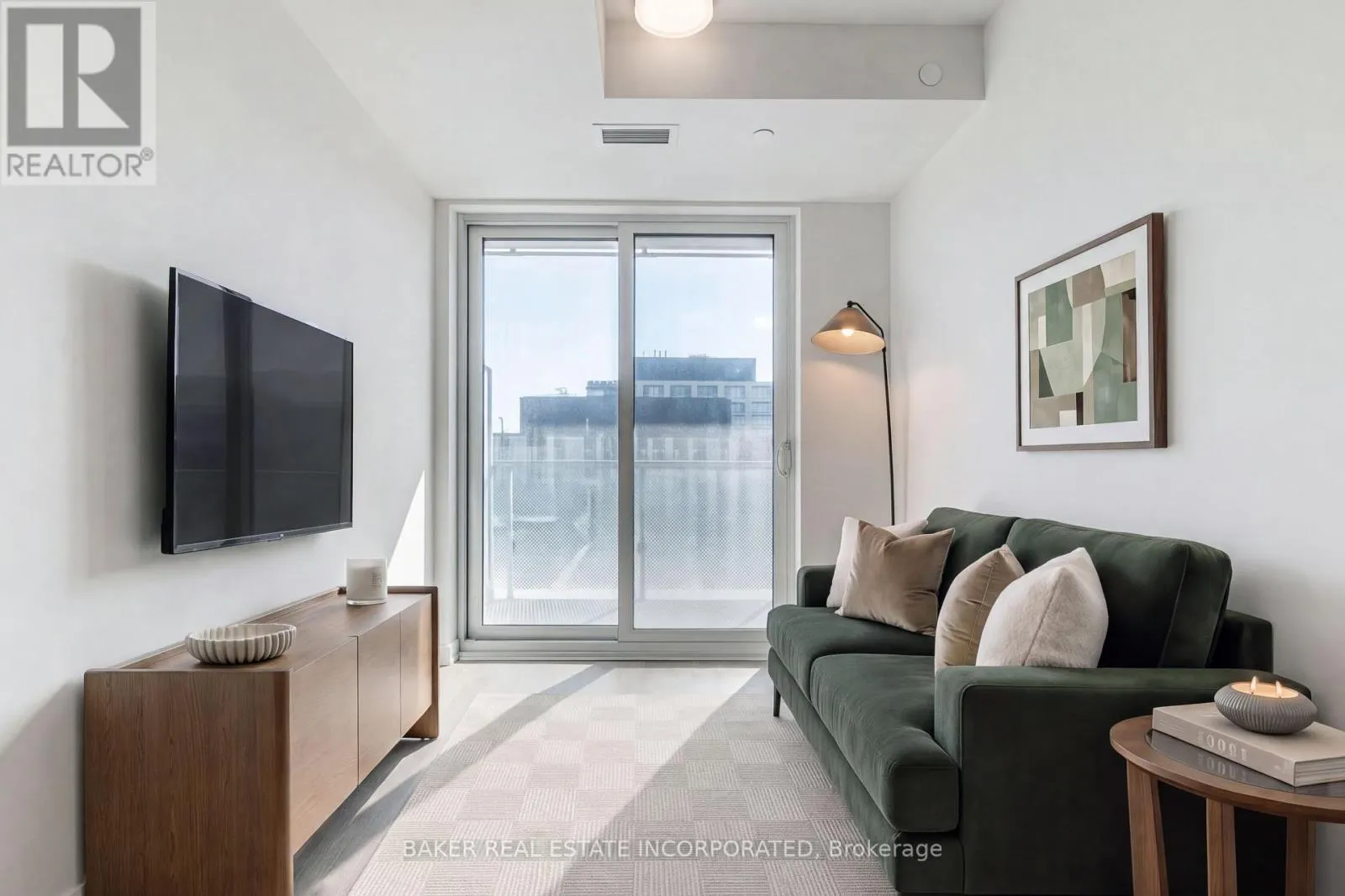 1109 - 425 FRONT STREET E